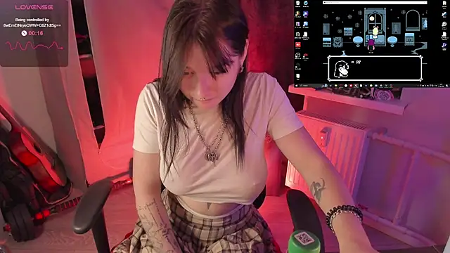 Melante stripchat live cam model
