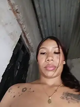 Rous-squir stripchat live cam model
