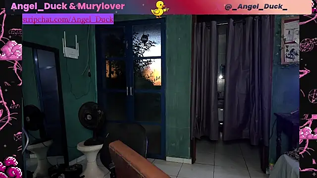 Angel_Duck stripchat live cam model