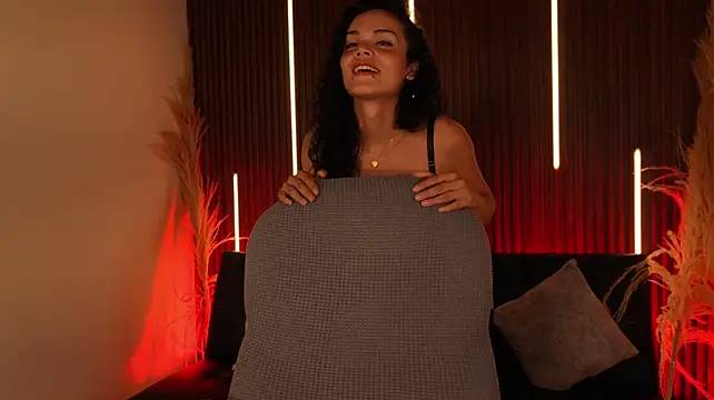 GiaFaaris stripchat live cam model