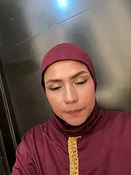 Darsha_Khemu stripchat live cam model