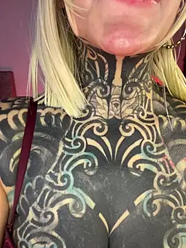 Musedreams stripchat live cam model