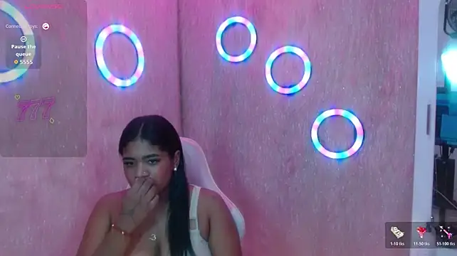 ivory_velvet stripchat live cam model