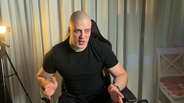 Telenok1 stripchat live cam model