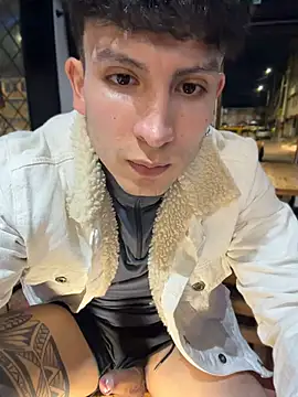 _Tomy08calderon stripchat live cam model