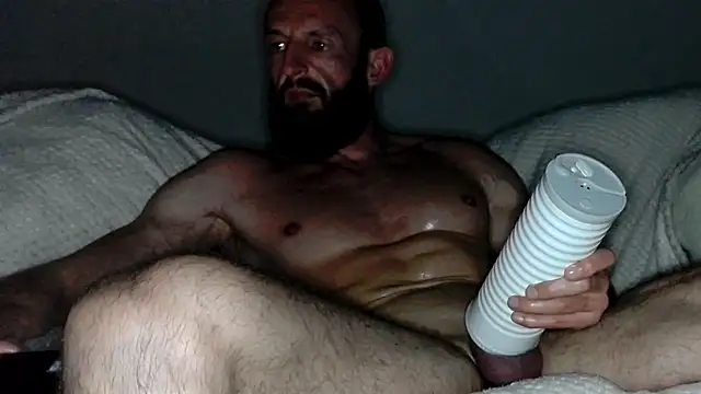 Masked_Bull38_Uk stripchat live cam model