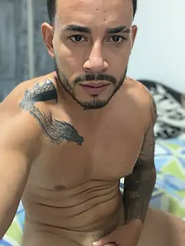 Daanhot_sexx stripchat live cam model