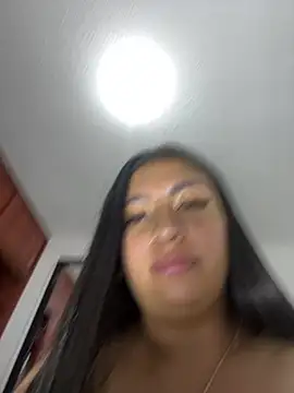 Issa_Santana stripchat live cam model