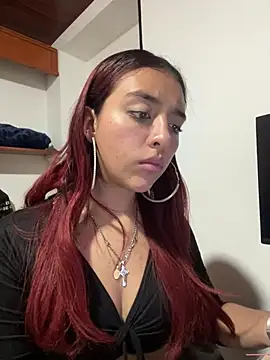 RubyLuxe_ stripchat live cam model
