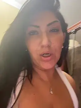 LittleMissEeve stripchat live cam model