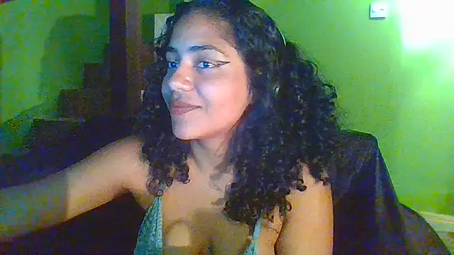 savanahottie stripchat live cam model