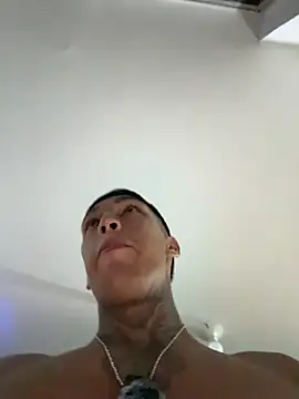 sendfer stripchat live cam model