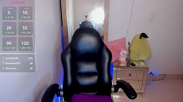 hellensexy stripchat live cam model