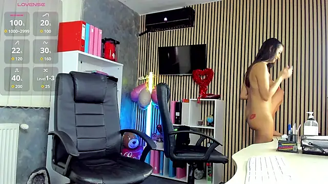 OfficeGirls stripchat live cam model