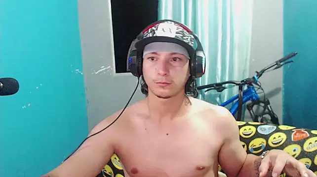 MrKingsaintx stripchat live cam model