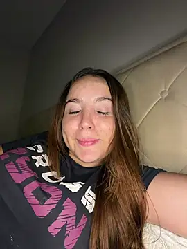 AMORINHA_S2_ stripchat live cam model