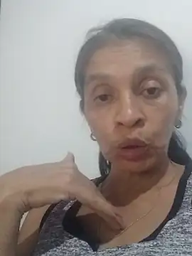 soltrinidad stripchat live cam model