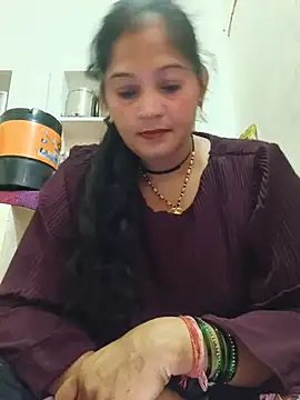 Mohni_love stripchat live cam model