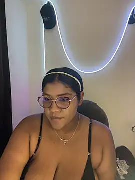 paola091 stripchat live cam model