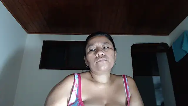 adrixxx38 stripchat live cam model
