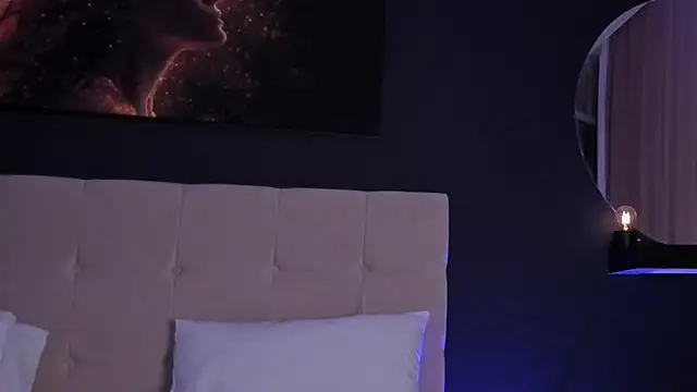 KaylaBenz stripchat live cam model