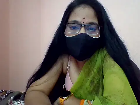 kajal-32telugu stripchat live cam model