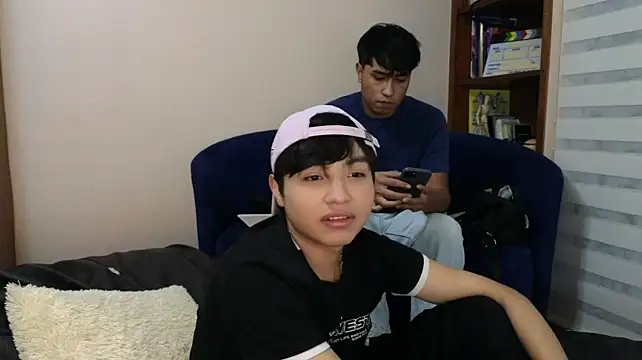 bratbuddies stripchat live cam model