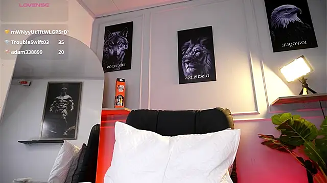 Marco_Vega stripchat live cam model