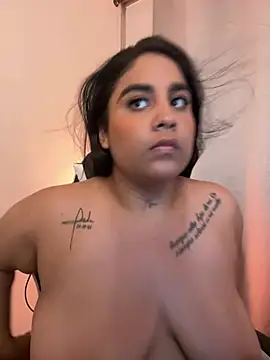 Liith stripchat live cam model