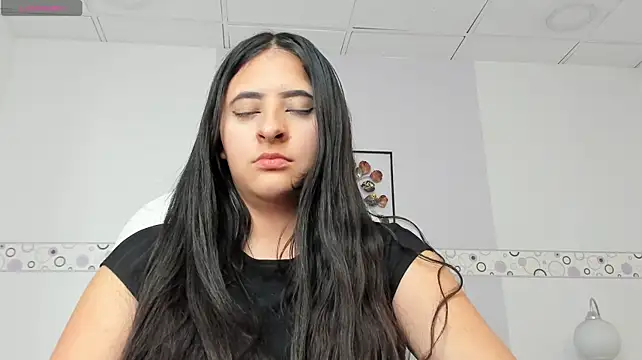 Maggiee_1 stripchat live cam model