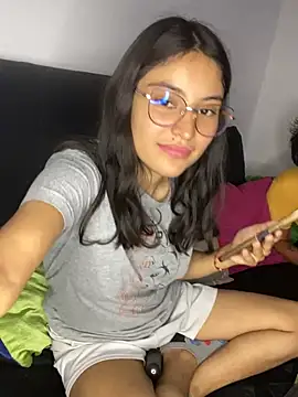 hotwife26 stripchat live cam model
