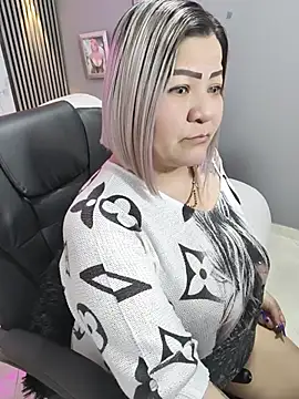 Dalessa_Bigtits stripchat live cam model