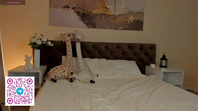 Ariella_Sol stripchat live cam model