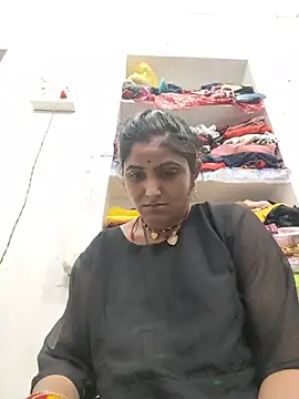 Mohnising stripchat live cam model