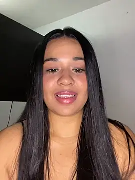 Aitana98_ stripchat live cam model