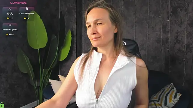 Lillian_White stripchat live cam model