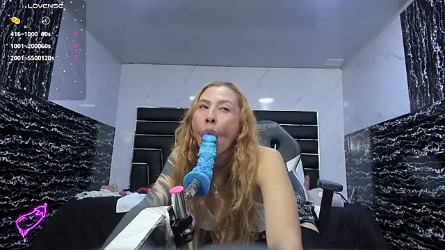 Ladyy_Scarlett stripchat live cam model