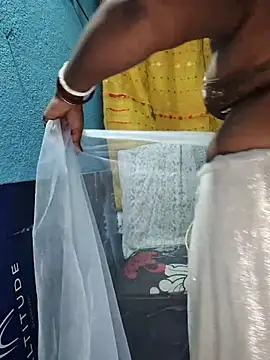 Mis-maya stripchat live cam model