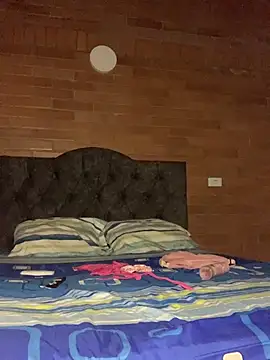 AbbyPetite stripchat live cam model