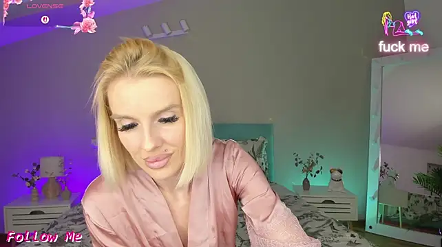 Lana_kitty__ stripchat live cam model