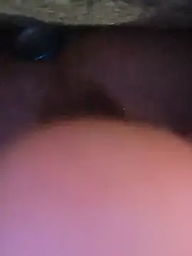 Travislovescum stripchat live cam model