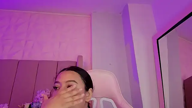 MollyBigBoobs12 stripchat live cam model