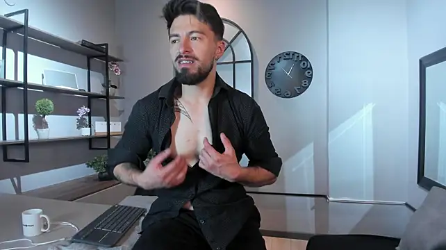 Liam_ashford stripchat live cam model