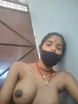 Simran_Love_143 stripchat live cam model