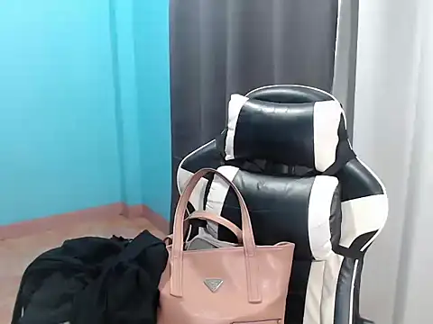 Yourgoddess_sasha stripchat live cam model