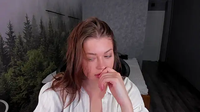 May-Mimi stripchat live cam model