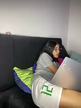 hotwife26 stripchat live cam model