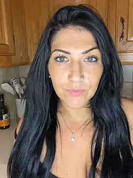 LittleMissEeve stripchat live cam model