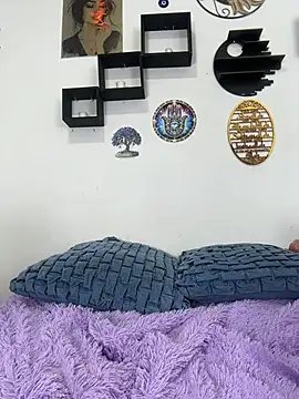 jamilaross stripchat live cam model