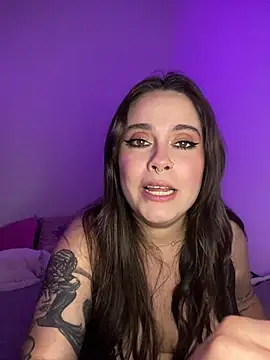 PutaYasmim stripchat live cam model